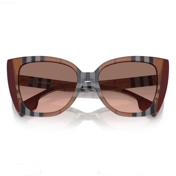 NWT Burberry Sunglasses - Picture 1 of 11